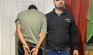 Lee más sobre el artículo Le dieron un año de prisión de cumplimiento efectivo por abusar de dos jóvenes en Budge