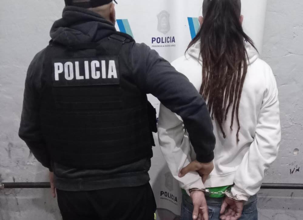 En este momento estás viendo Florencio Varela: hostigaba a su expareja e intentó prender fuego la casilla con sus hijos adentro