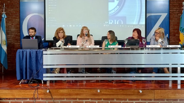 En este momento estás viendo Políticas públicas y gestión de la Justicia, ejes de un encuentro en Lomas