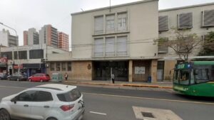 Lee más sobre el artículo Un estudiante amenazó a otro con un cuchillo en un colegio de Avellaneda