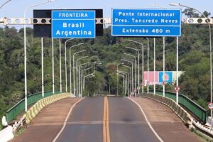 Lee más sobre el artículo ¿Cuál es la documentación necesaria para viajar con menores al exterior?