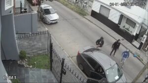 Lee más sobre el artículo Morón: delincuentes robaron los equipos periodísticos a Telefe y Canal 9
