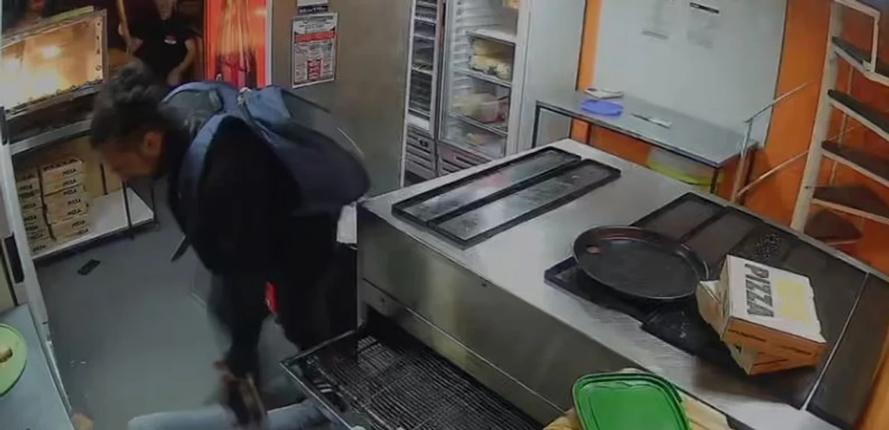 En este momento estás viendo Apuñaló a su ex mujer en una pizzería de Núñez e intentó quitarse la vida