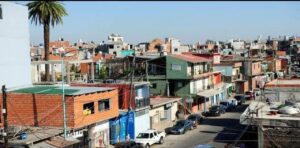 Lee más sobre el artículo Tiroteo entre bandas narco en Villa Zavaleta dejó un adolescente muerto y tres heridos