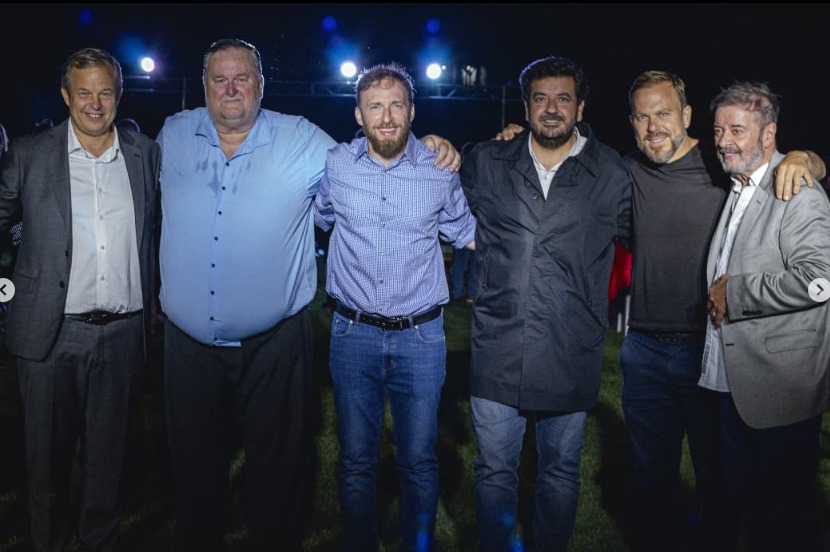 En este momento estás viendo La Unión de Magistrados de Lomas realizó su tradicional brindis de fin de año
