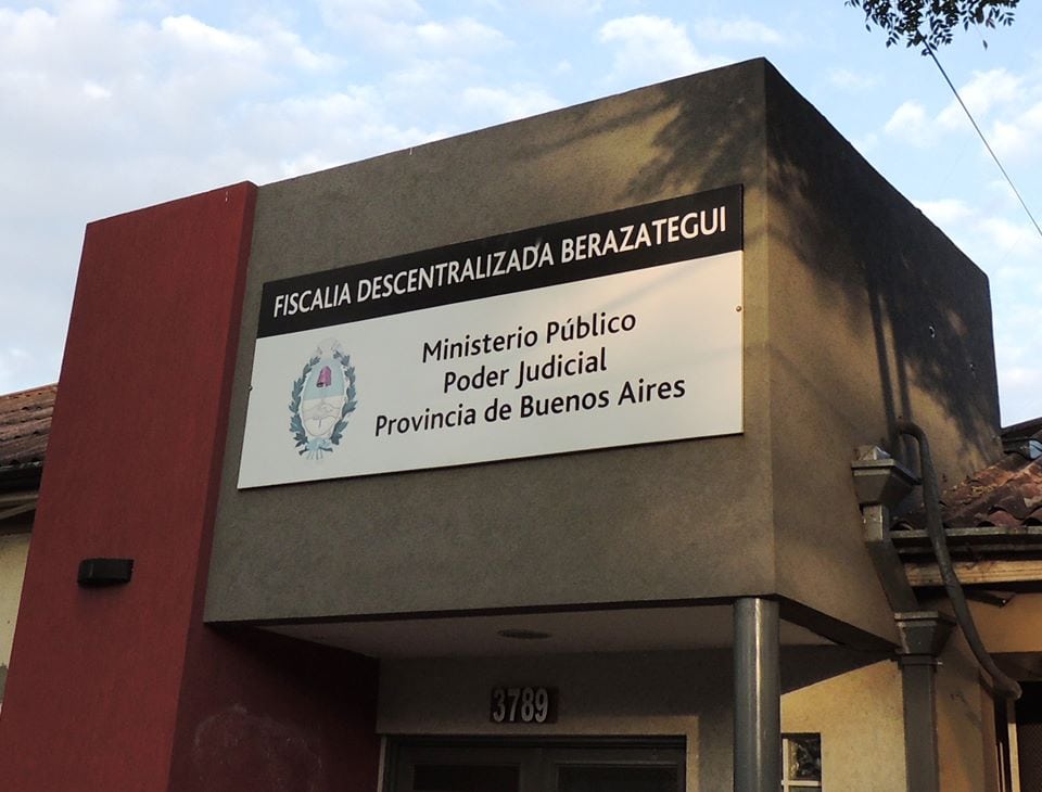 En este momento estás viendo Ordenan detener a un hombre que violó restricción perimetral y apuñaló a su ex pareja