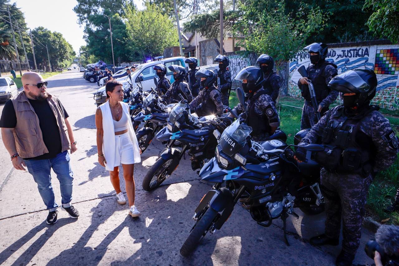 En este momento estás viendo Mayra Mendoza supervisó un operativo de seguridad en Quilmes