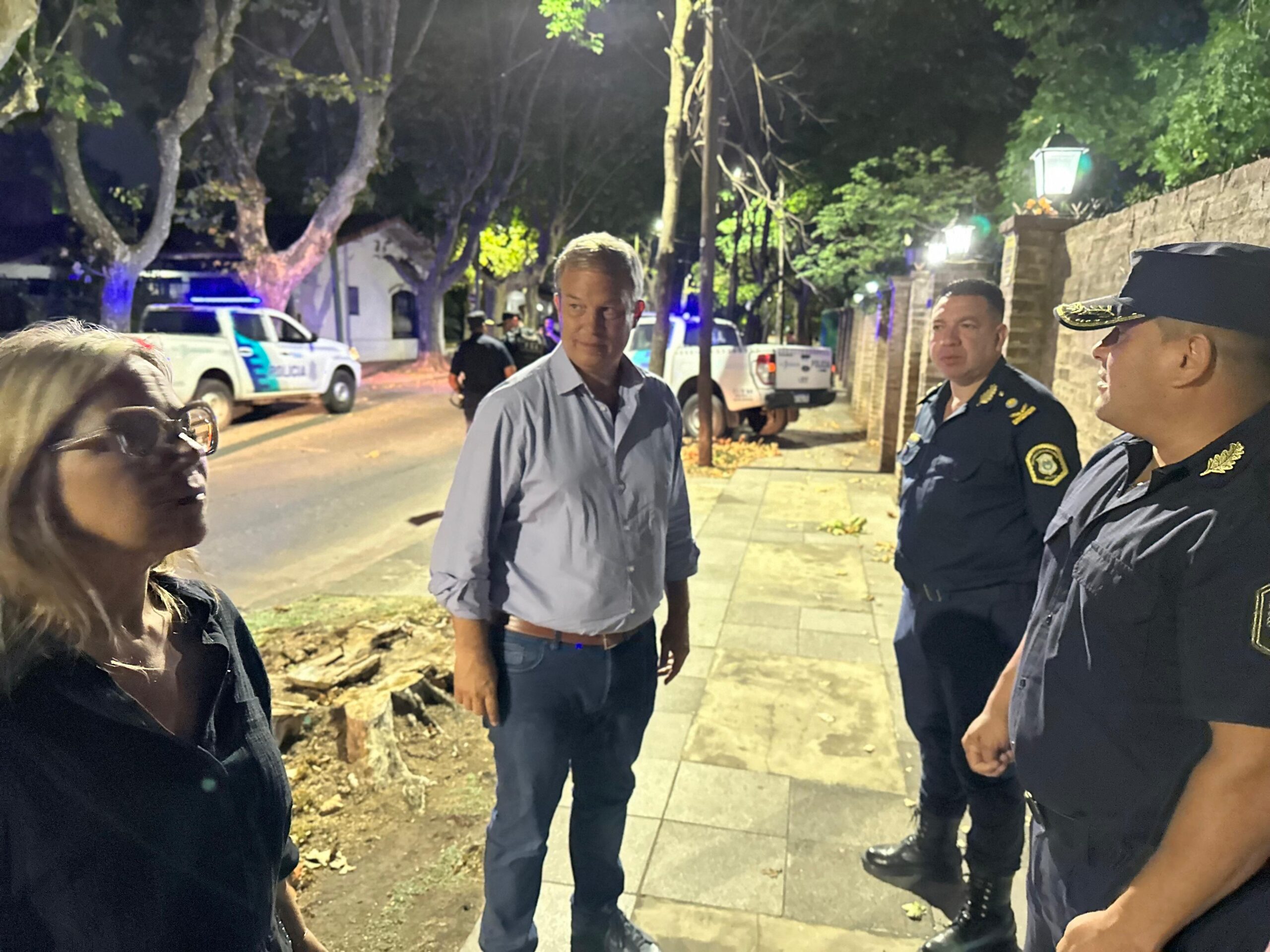 En este momento estás viendo Brown: Cascallares supervisó operativos policiales nocturnos