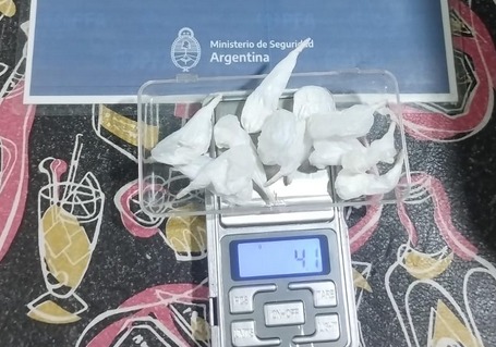 En este momento estás viendo Avellaneda: Detuvieron a dos mujeres por narcomenudeo