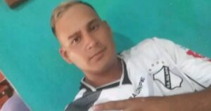 Lee más sobre el artículo Exigen la detención de un joven que asesinó a su vecino en Fiorito