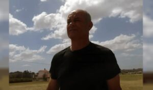 Lee más sobre el artículo Merlo: un pastor está prófugo tras la denuncia de sus nietas por abuso sexual