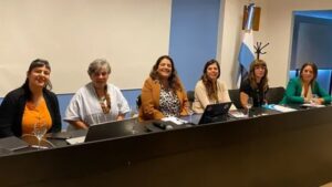 Lee más sobre el artículo Lomas: Funcionarias y referentes de ONG´s analizaron el acceso a la justicia