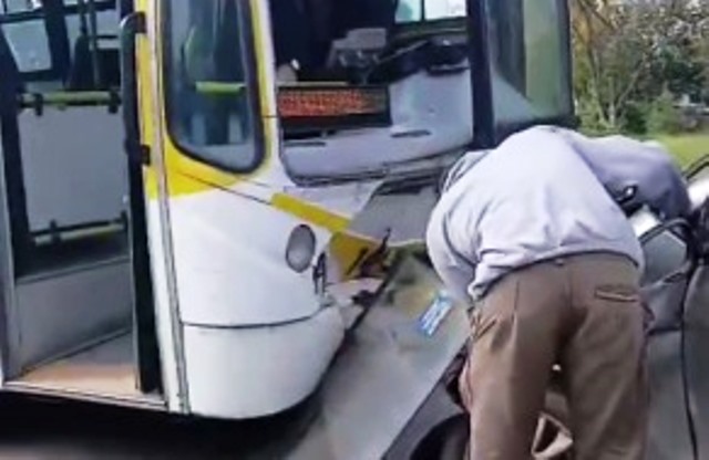 En este momento estás viendo Accidente fatal en Varela: un remisero murió tras chocar con un colectivo