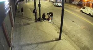 Lee más sobre el artículo Tragedia en Lanús: Un joven murió al ser atropellado por un patrullero