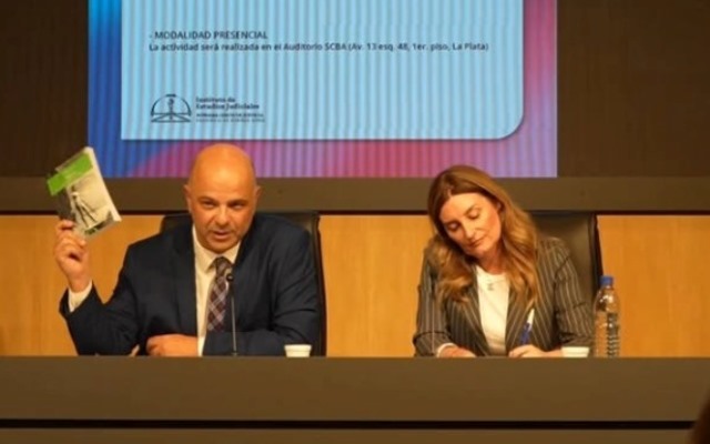 Lee más sobre el artículo Con un emotivo marco, presentaron un libro sobre víctimas de abuso sexual infantil, en Corte bonaerense