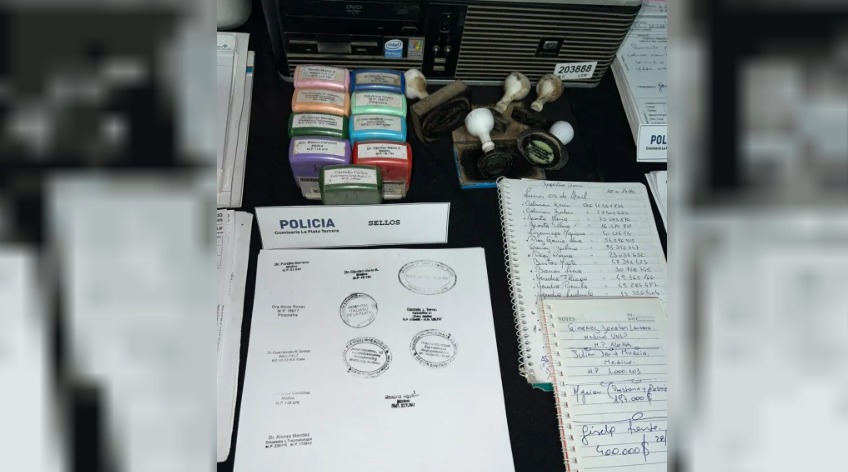 En este momento estás viendo Detienen a enfermero: Hacía certificados médicos truchos por 65 mil pesos
