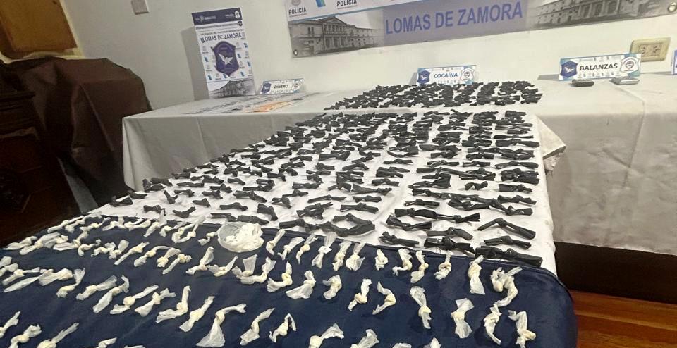 En este momento estás viendo Lomas: Dos detenidos y un centenar de dosis de cocaína secuestradas