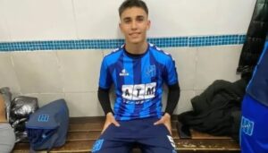 Lee más sobre el artículo Investigan si hubo mala práxis en una clínica de Adrogué tras la muerte de un futbolista