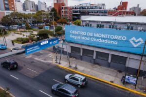 Lee más sobre el artículo Lanús: Instalan el primer anillo digital de la ciudad
