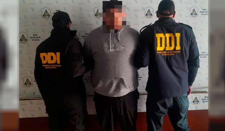 En este momento estás viendo Encontró su celular robado en redes, le tendió una trampa al ladrón y lo detuvieron