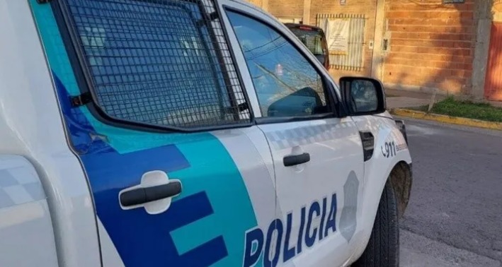 En este momento estás viendo Tragedia en Varela: Un chico jugaba con un arma, se le escapó un disparo y mató a su amigo