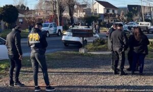 Lee más sobre el artículo Quilmes: Un delincuente herido y otro detenido tras intentar asaltar a policías