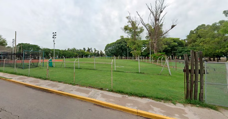 En este momento estás viendo Morón: Un pibe murió mientras jugaba un partido de fútbol