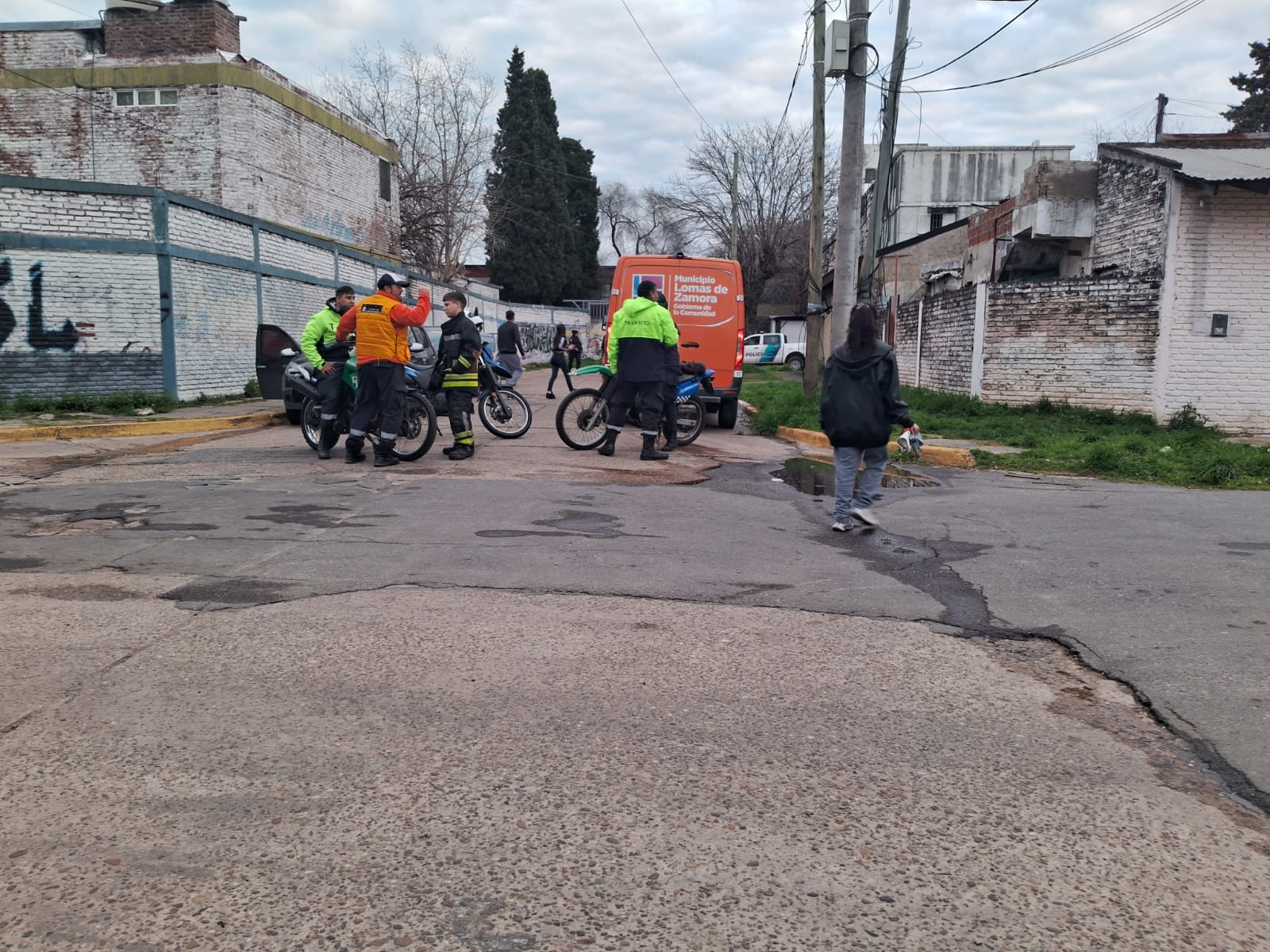 En este momento estás viendo Preocupan las constantes amenazas de bomba en una secundaria de Llavallol