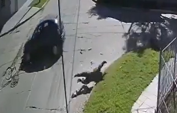 En este momento estás viendo Irresponsable: Atropelló a un joven en Banfield y escapó