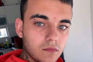 Lee más sobre el artículo Les dieron 15 años de cárcel a los asesinos de un joven en Banfield