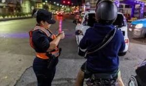 Lee más sobre el artículo Lanús: Escapaba de un control de tránsito, chocó y falleció
