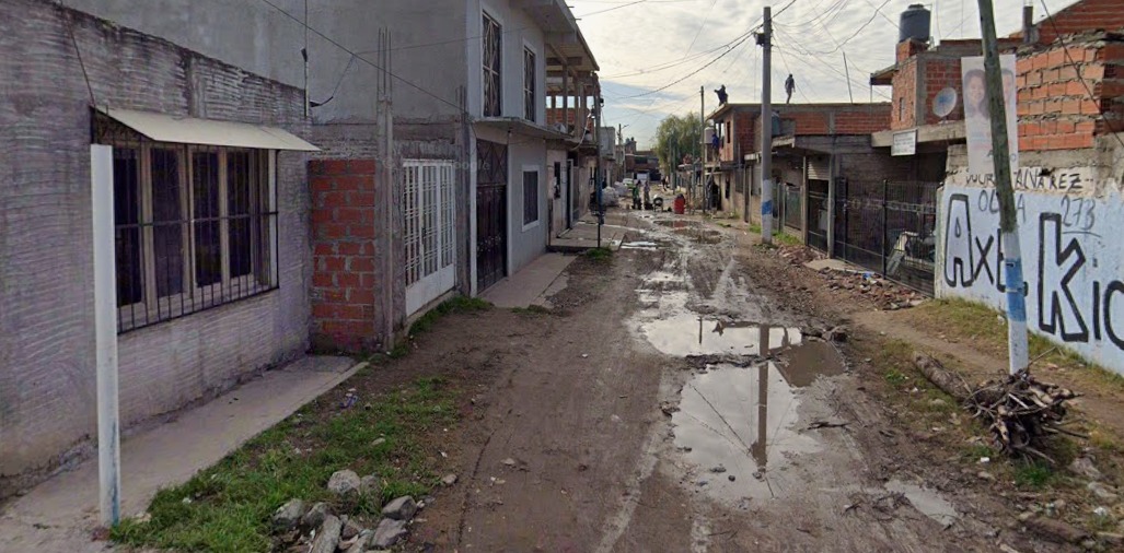 En este momento estás viendo Padre e hijo asesinaron a cuchilladas a un joven en Lanús