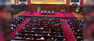 Lee más sobre el artículo Con críticas al punitivismo presentaron el «Derecho Penal», de Zaffaroni, en la UBA