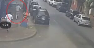 Lee más sobre el artículo Quilmes: Un detenido se fugó mientras era trasladado, robó un auto y chocó a una moto