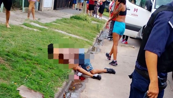 En este momento estás viendo Morón: Un policía atropelló a un joven y luego mató a su primo