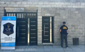 Lee más sobre el artículo Cayó una banda dedicada al contrabando de zapatillas que operaba en Lanús