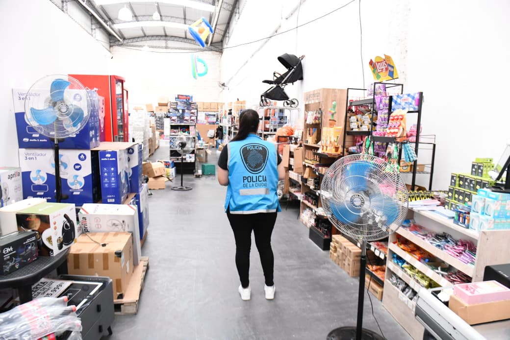 En este momento estás viendo Desarticulan una banda que vendía artículos importados de contrabando: millonario secuestro