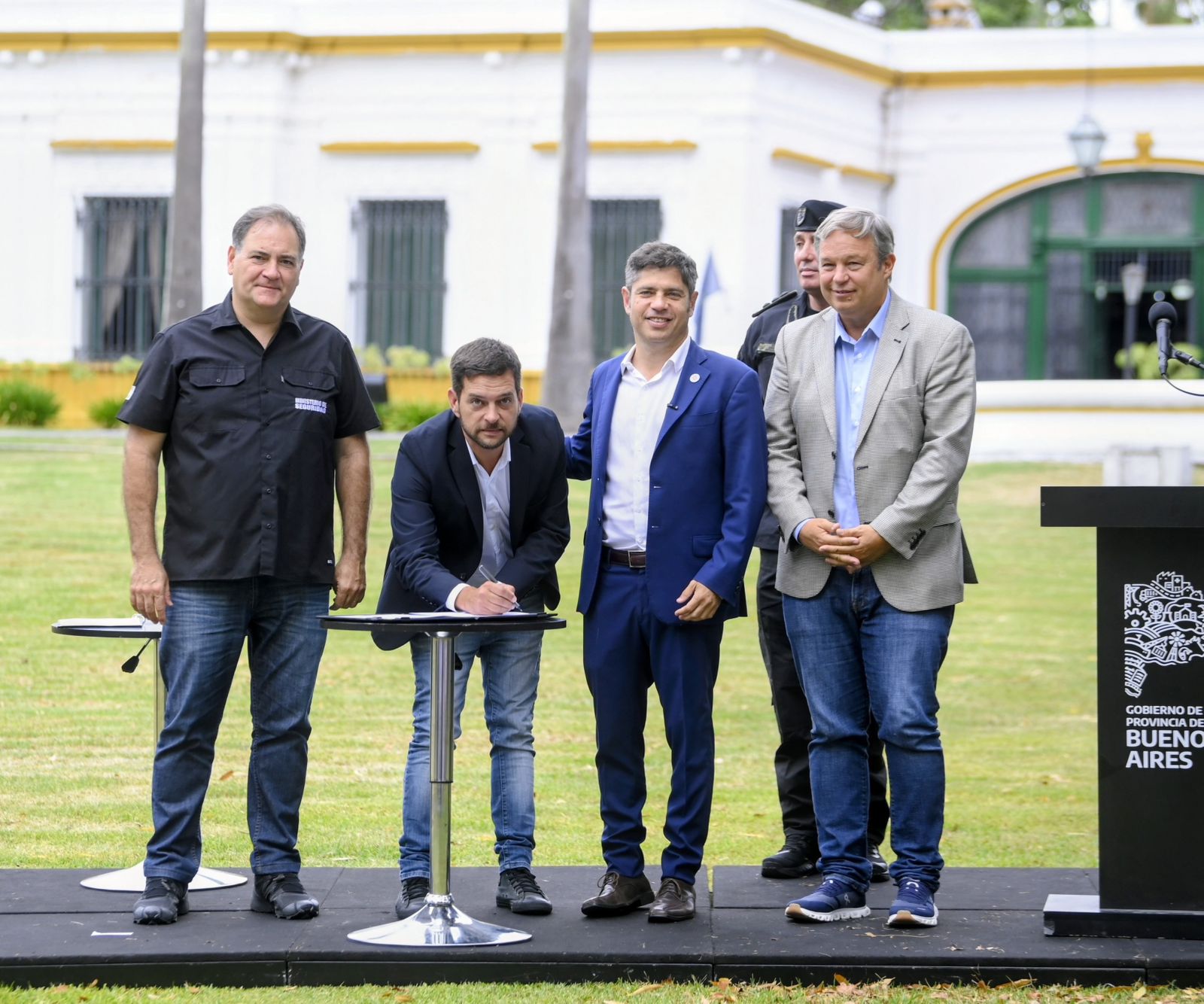 En este momento estás viendo Almirante Brown se suma a un programa para la prevención del delito juvenil