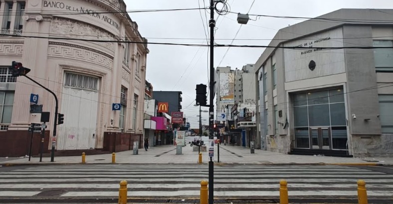 En este momento estás viendo La CGT realizó un paro general que impactó fuerte en servicios y poco en comercios