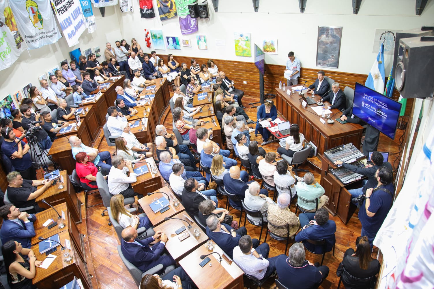 En este momento estás viendo Ferraresi denunció que Cristina, De Vido y Milagro Sala «con presos políticos»