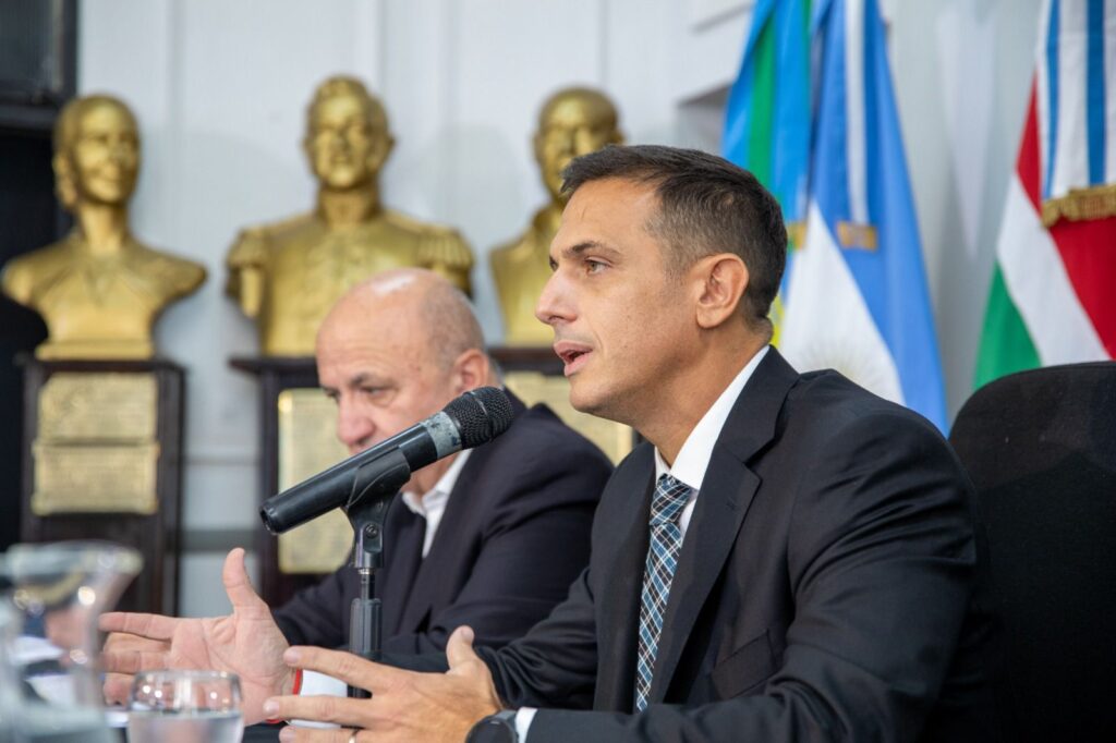 Lee más sobre el artículo Julián Álvarez: «La presencia municipal en la calles una prioridad de esta gestión»