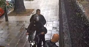 Lee más sobre el artículo Un “delivery» de dólares se defendió y baleó a un ladrón en Núñez