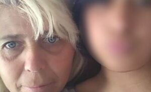 Lee más sobre el artículo Solicitan perpetua para una mujer acusada de asesinar a su nieta en Budge