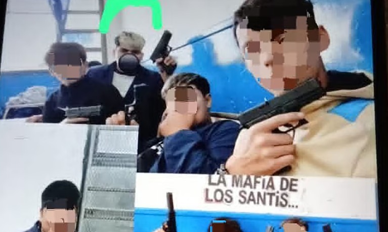 En este momento estás viendo Moreno: identificaron a siete alumnos por amenazas armadas en redes y allanaron sus viviendas