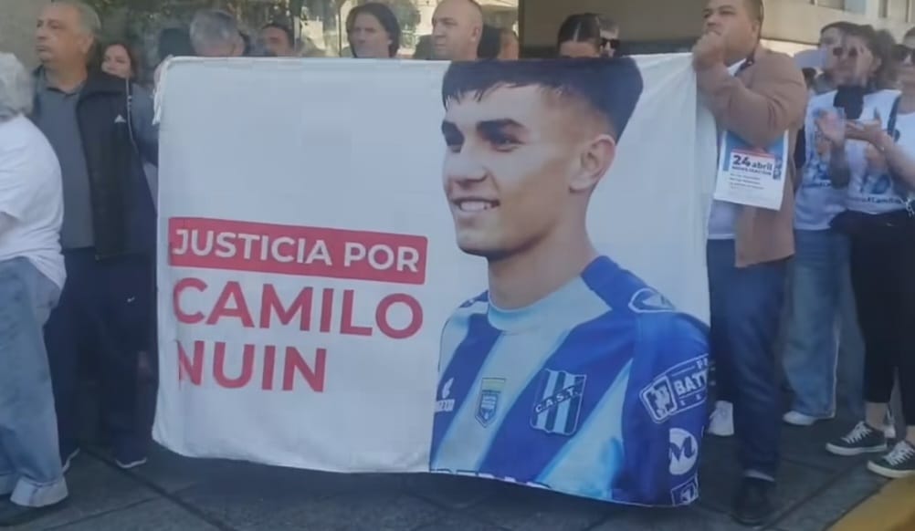 En este momento estás viendo Adrogué: emotivo reclamo de justicia por la muerte de Camilo Nuin