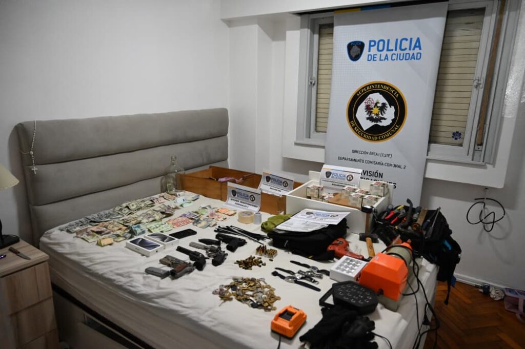Lee más sobre el artículo Cayeron «Los Cerrajeros»: tenían más de 150 llaves duplicadas para entrar a robar en casas
