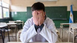 Lee más sobre el artículo Condenaron a la Provincia a pagar $19 millones a un joven que sufrió bullying en una escuela