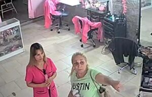 Lee más sobre el artículo La gitana prófuga por estafa propuso entregarse pero pide arresto domiciliario