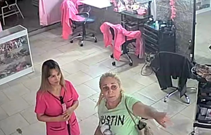 Lee más sobre el artículo La gitana prófuga por estafa propuso entregarse pero pide arresto domiciliario
