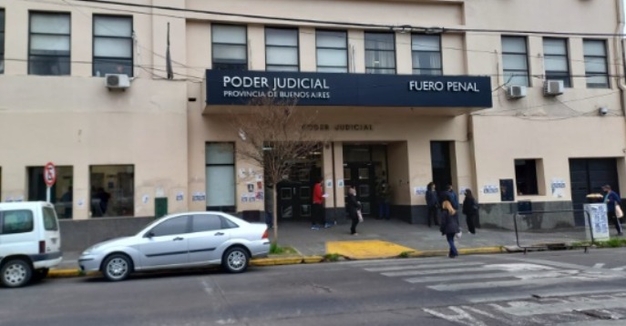En este momento estás viendo Quilmes: condenaron a 15 años de cárcel a un hombre por abusar y embarazar a su hijastra